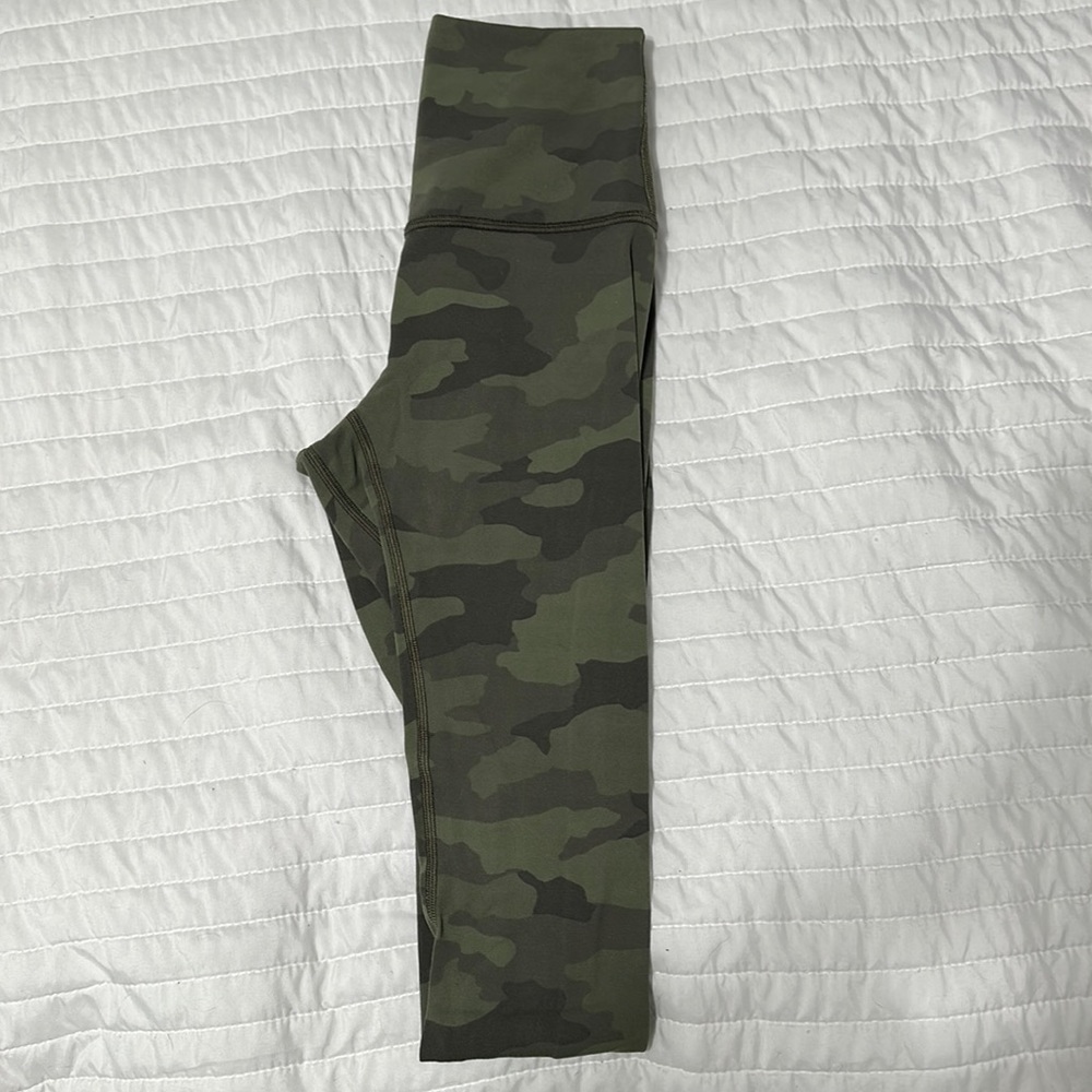 Lululemon align 29’ army patterned leggings. Size 2. Only worn a few times